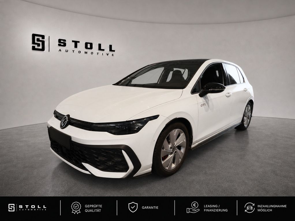 Volkswagen Golf — hlavná fotografia
