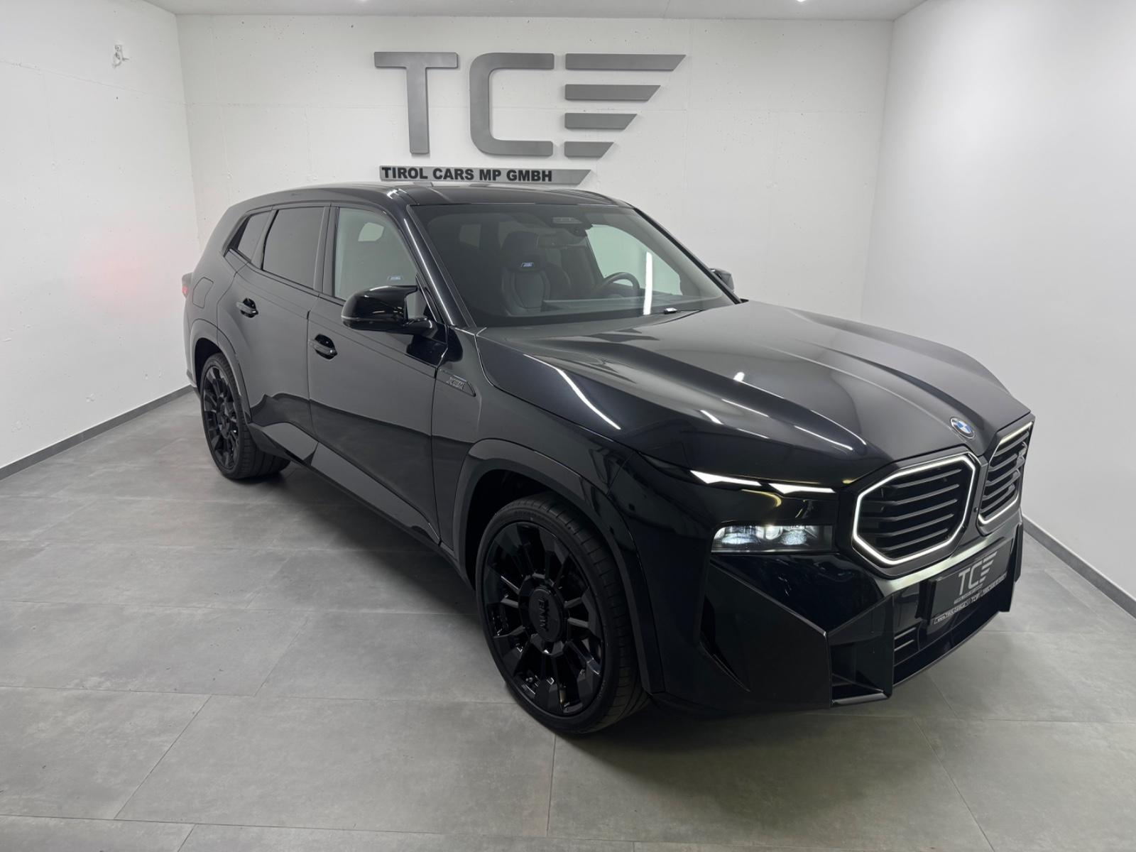 BMW XM 50 e, B&W, AHK, 23", Carbon, Massage, ...