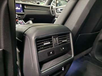 Porsche Cayenne - 11