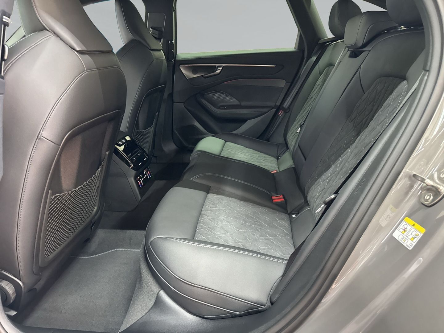 Audi A6 Allroad - Bild 11