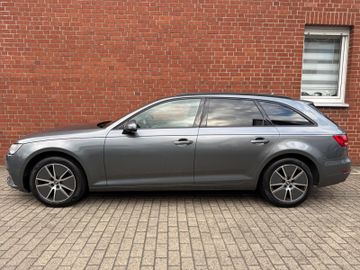 Audi A4 - 1
