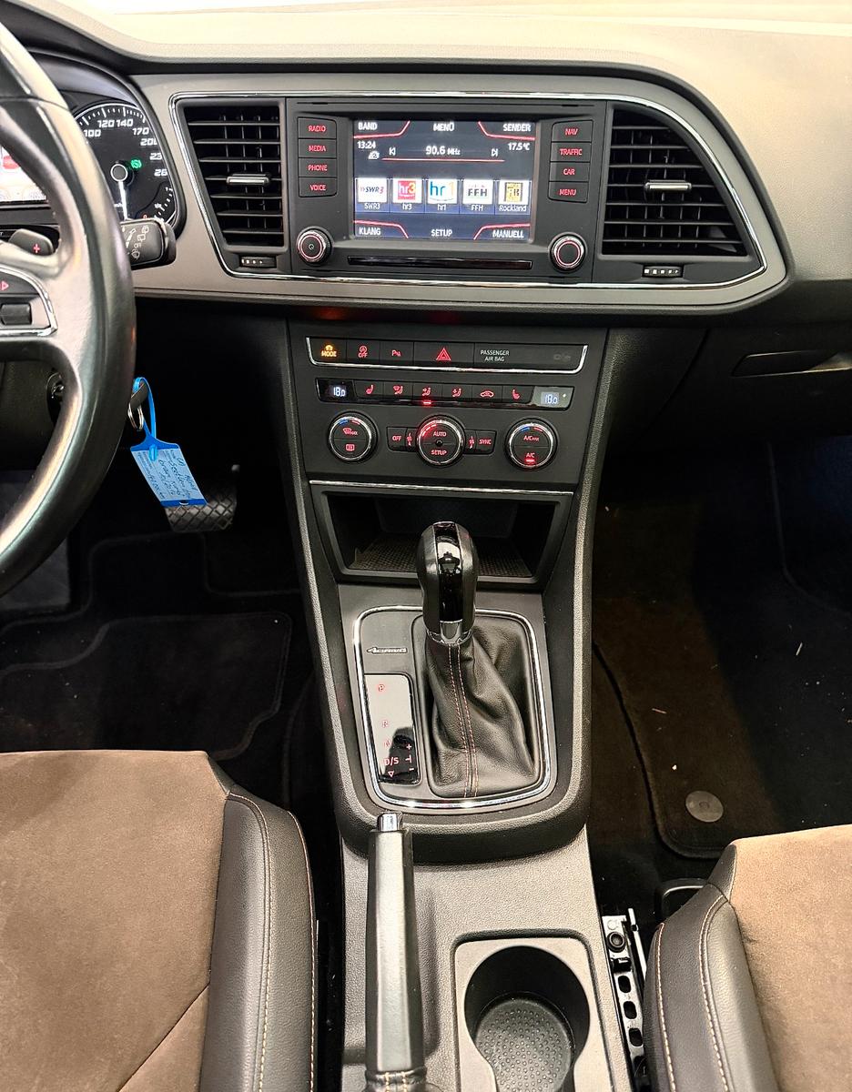 SEAT Leon ST X-Perience 2.0 TDI 184 ch • DSG • 4Drive • Pano • DCC • Alcantara