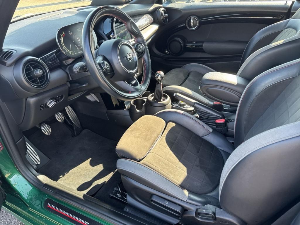 MINI Cooper S Cabrio JCW-Paket Sportsitze Sport-Leder