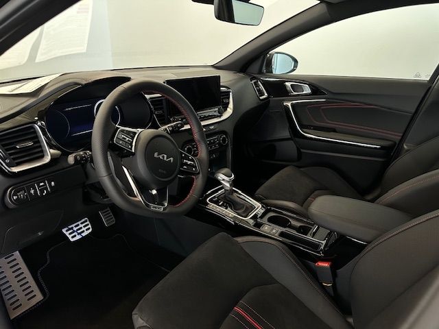 Fahrzeugabbildung Kia Ceed GT 1.6T-GDI, Alcantara, Virtual Cockpit, LE