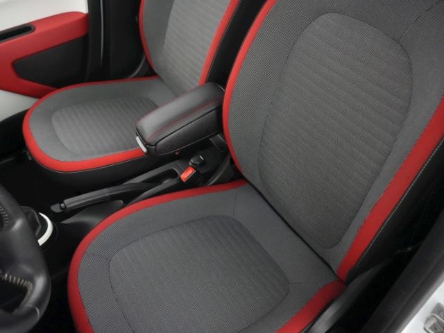 Twingo CHIC SCe 70+PARKPILOT HI+LED TAGFAHRLICHT