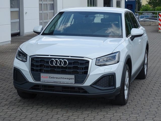 Q2 35 TFSI S-tronic / Komfort-Paket