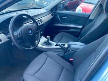 BMW 320 - 12