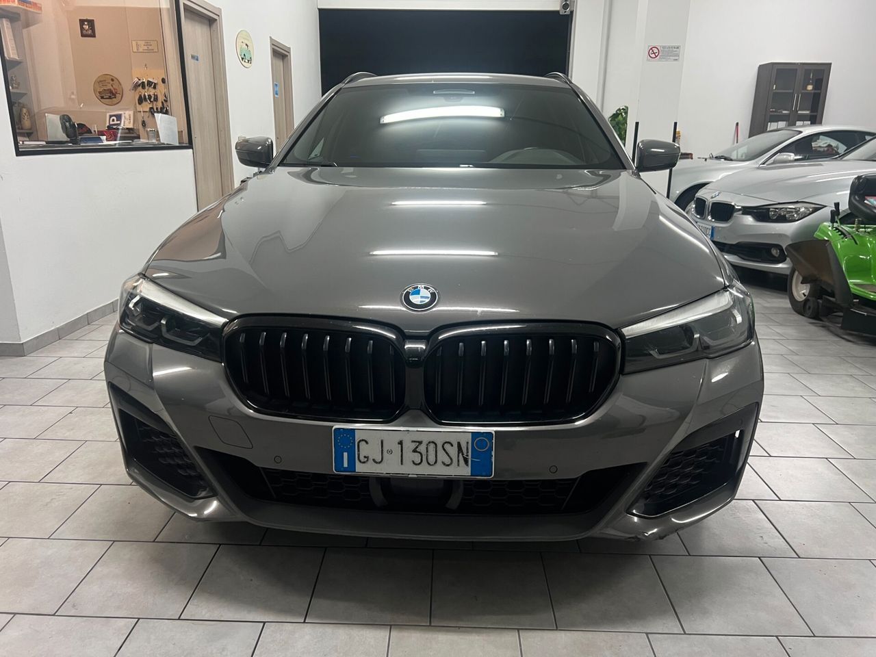 BMW Bmw 530 530d 48V xDrive Touring Msport imagem 2