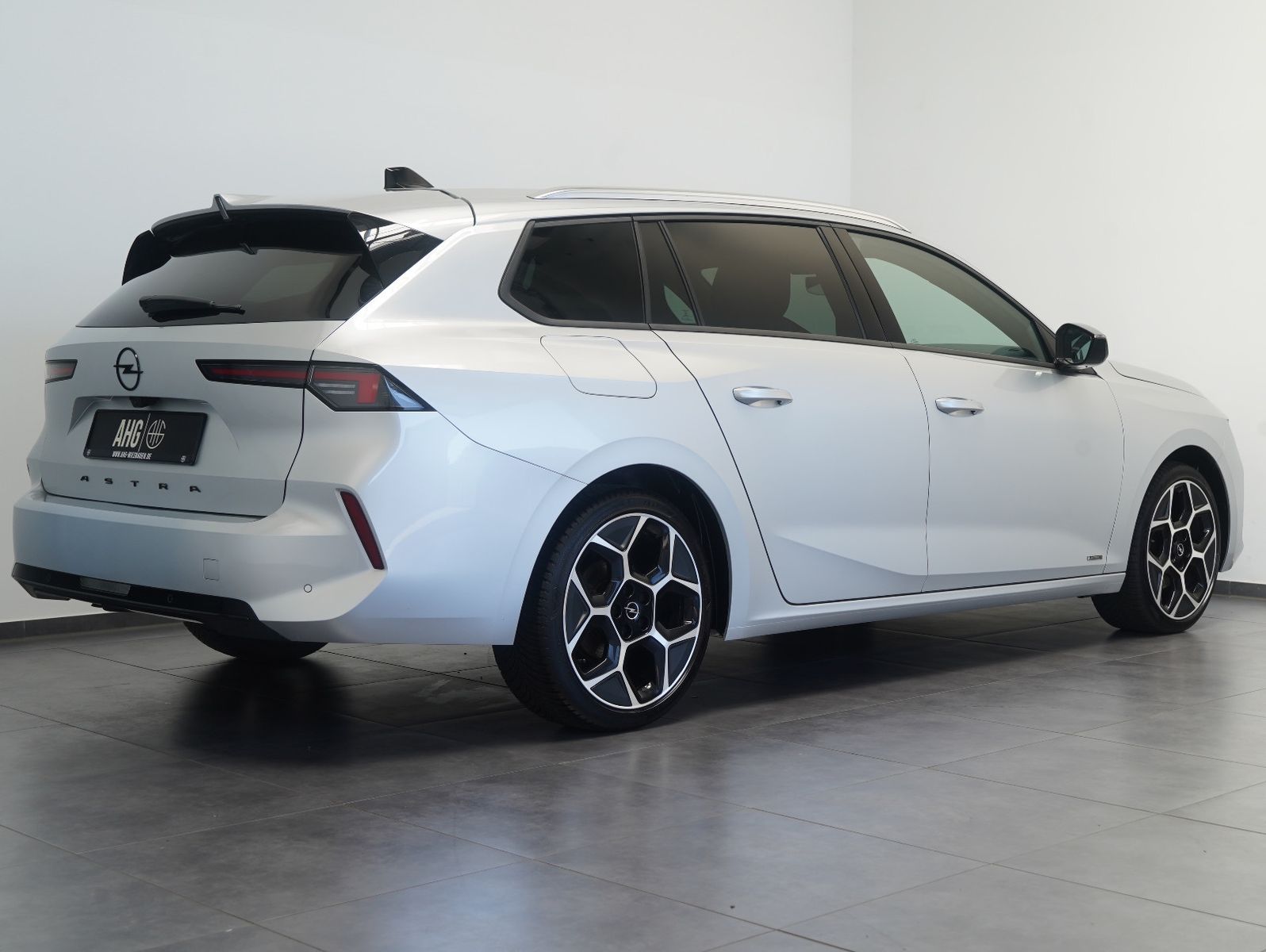 Fahrzeugabbildung Opel Astra L 1.5 D Sports Tourer GS Line PANO