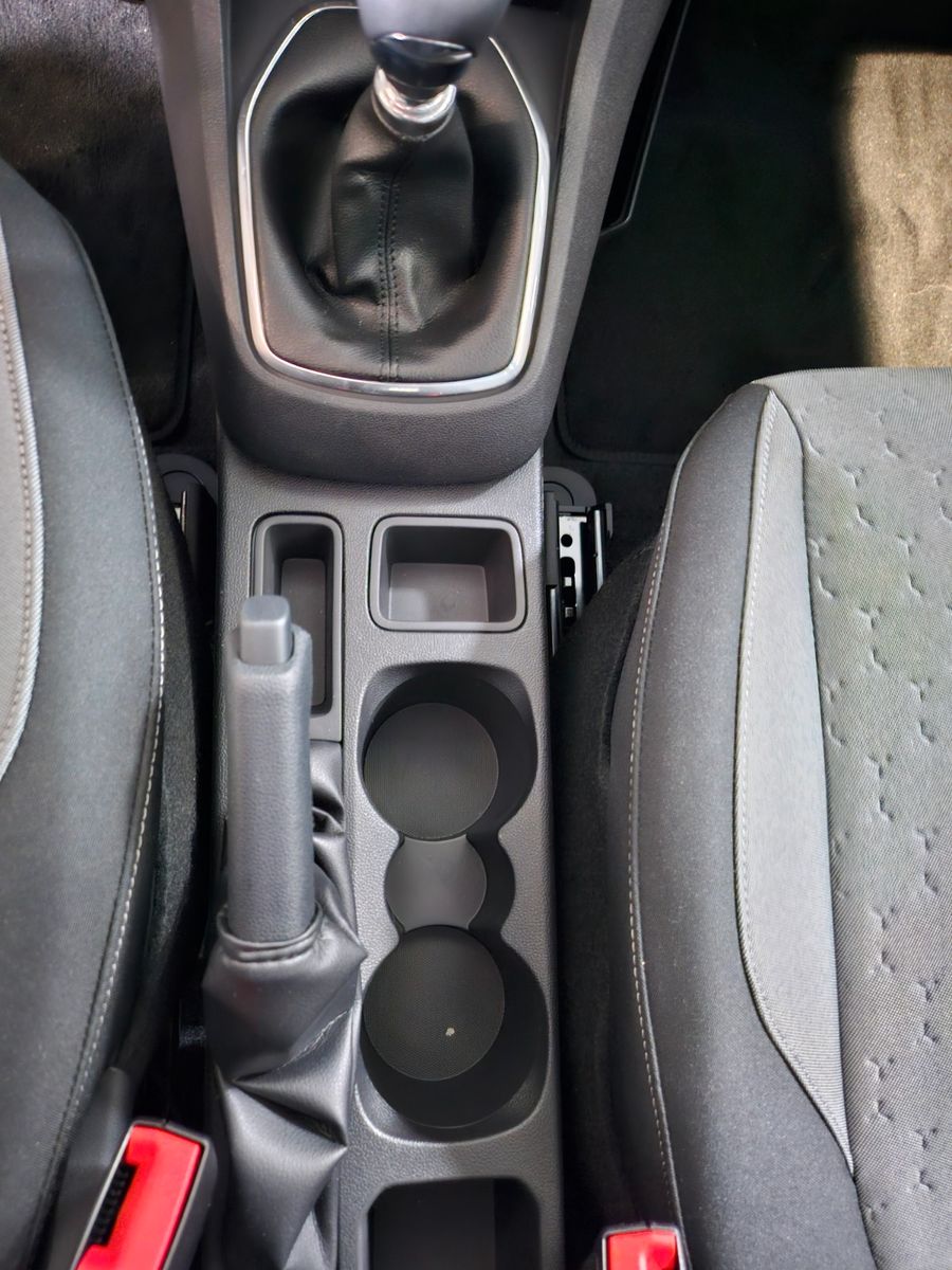 Fahrzeugabbildung Ford Tourneo Courier Titanium