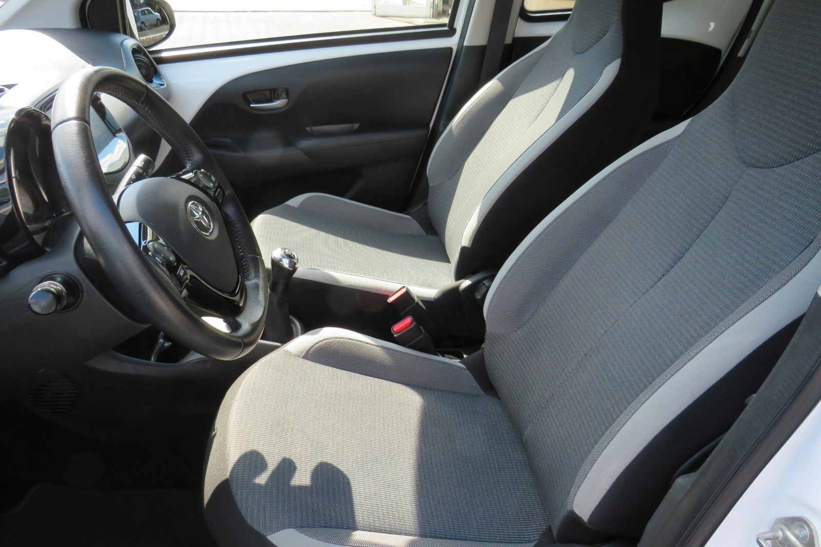 Fahrzeugabbildung Toyota Aygo AYGO X-PLAX KAMERA SITZH. APP-CONNECT 1.HD