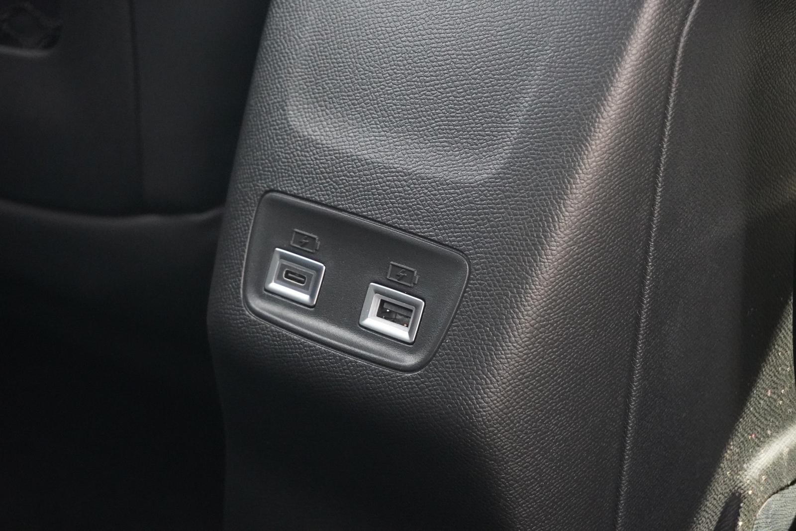 Peugeot 2008 GT 1.2 Hybrid 145 Aut. LED ACC Navi 360°