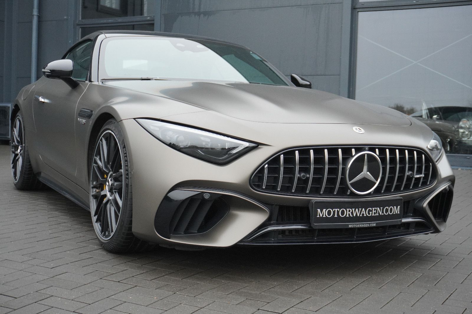 Fahrzeugabbildung Mercedes-Benz SL AMG 63 4Matic