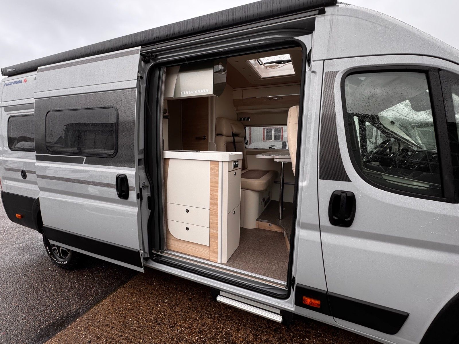 Fahrzeugabbildung Eura Mobil Van 635 HB *AUTOMATIK*