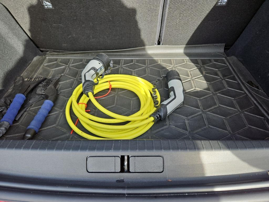 Fahrzeugabbildung Opel Corsa-e Elegance, Navi, SH,LH