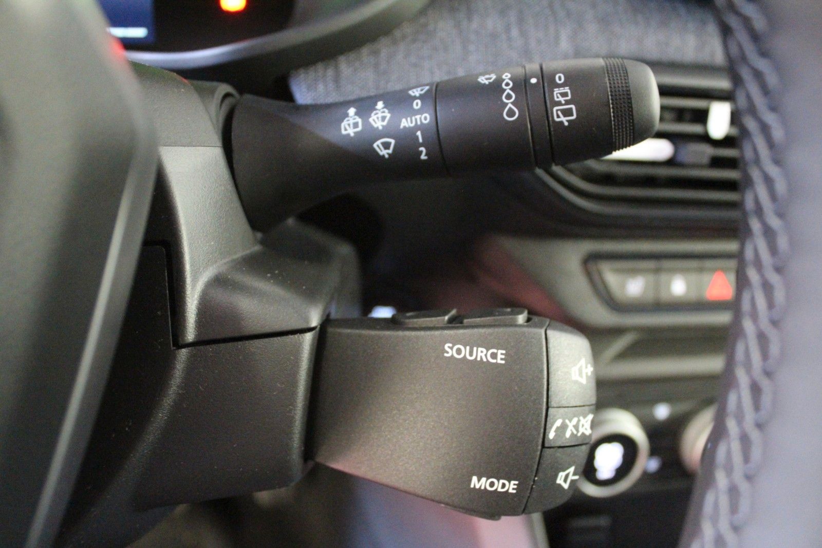 Fahrzeugabbildung Dacia Jogger Hybrid 155 Journey 7-Sitzer MY 2026