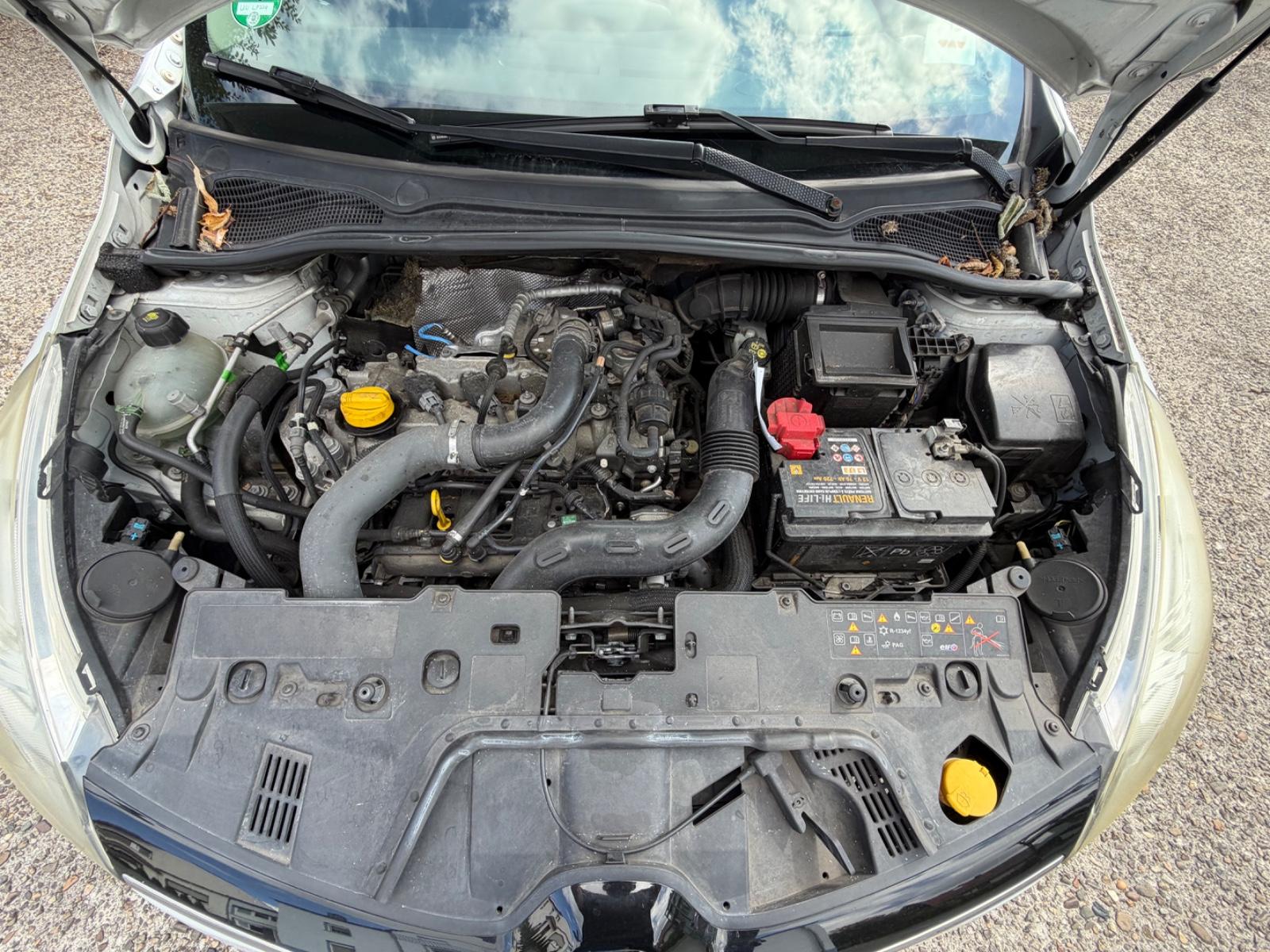 Renault Clio ENERGY TCe 120 EDC Limited Limited