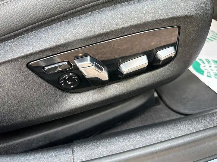 BMW 530 d M Sport M LASER HUD NAVI ACC DISPLAYKEY SH foto 3