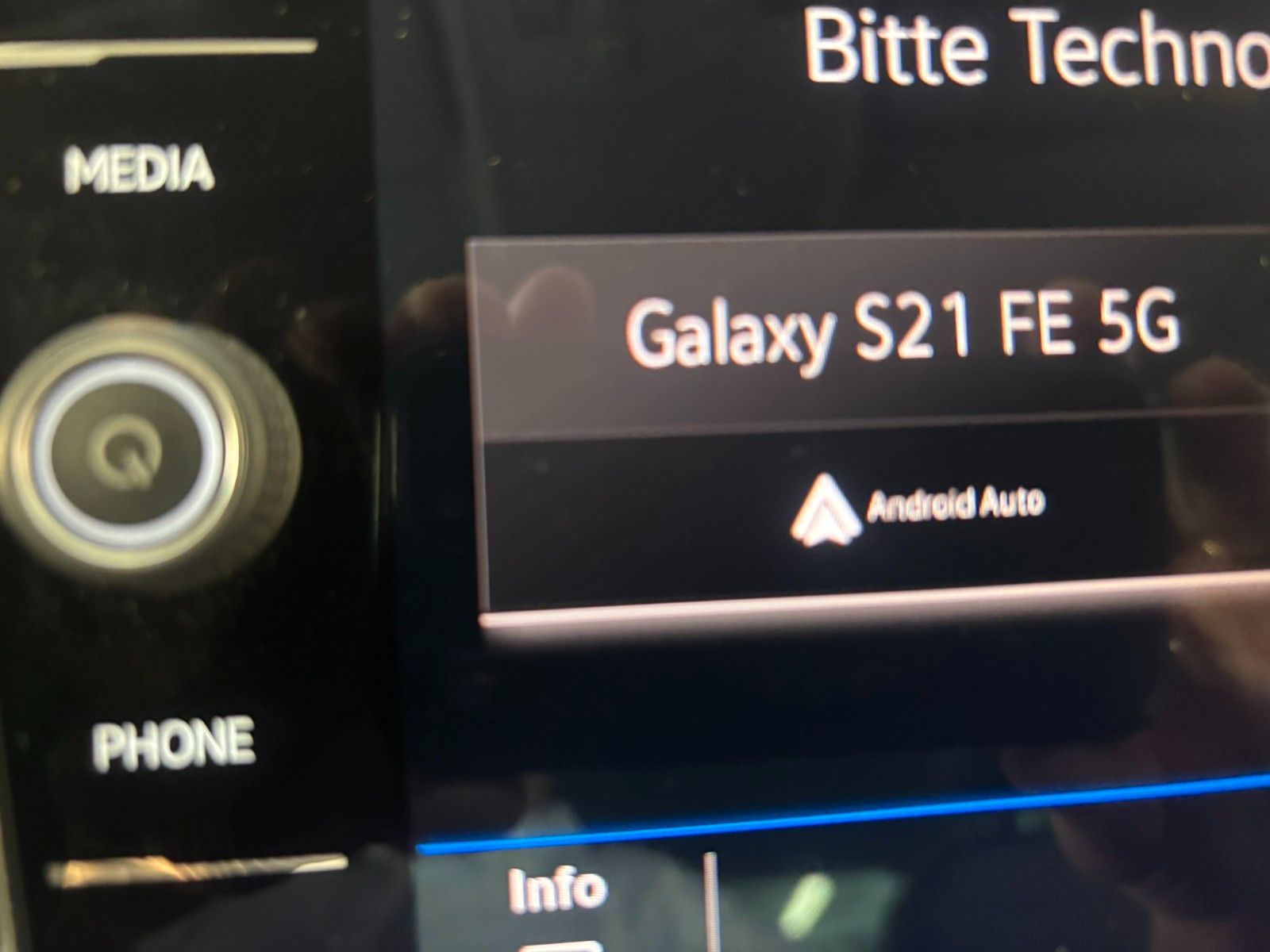 Fahrzeugabbildung Volkswagen Tiguan 2.0 TDI Life 4Motion AHK/NAVI/KAMERA/SHZ