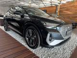 Audi Q4 e-tron SB 50 quatt S LINE+PANO+MATRIX+KAM+20" - Audi Q4 Gebrauchtwagen