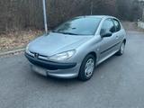 Peugeot 206 1.1 TÜV bis 04.26 - gebrauchte Peugeot 206 aus dem Jahr 2000