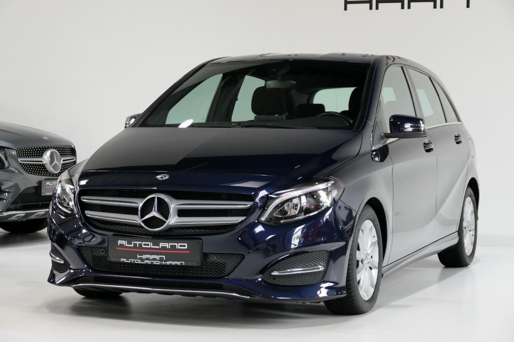 Mercedes-Benz B 180