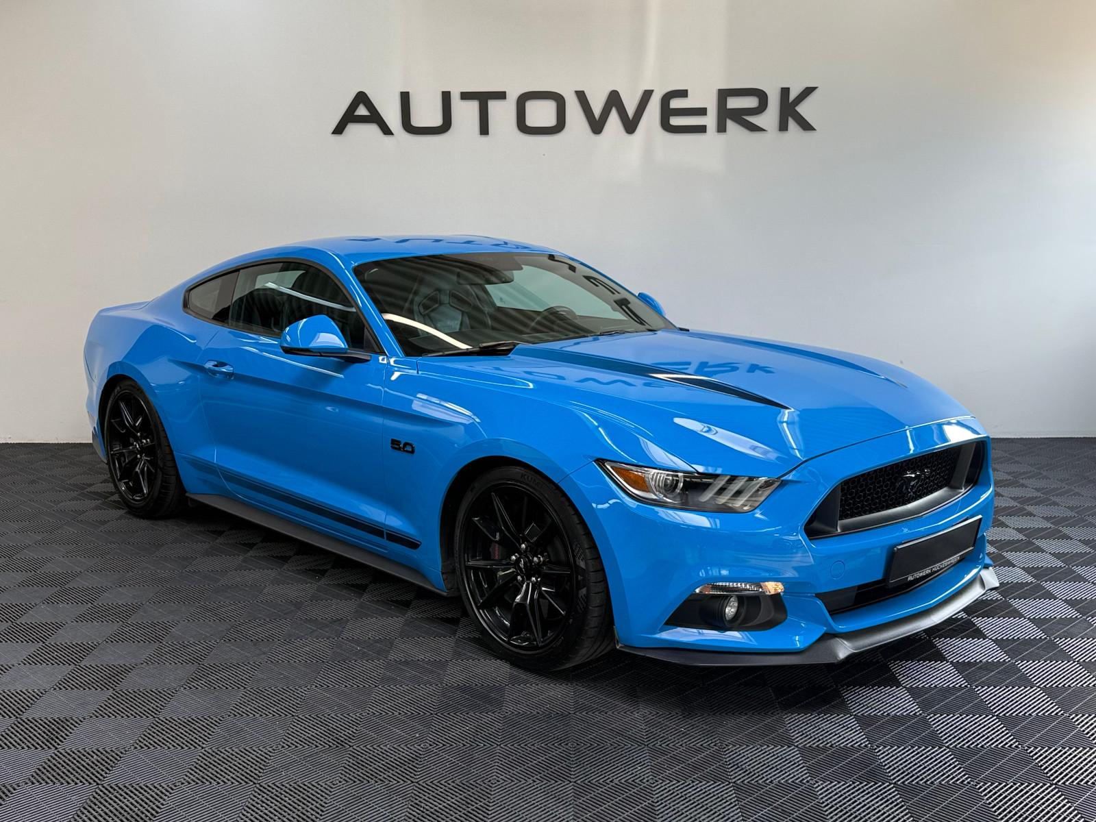 Ford Mustang GT Fastback *Schale*Deutsch*Unfallfrei*