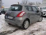 Suzuki Swift 1.2 Club Automatik Tempomat Sitzheizung  - gebrauchte Suzuki Swift aus dem Jahr 2011