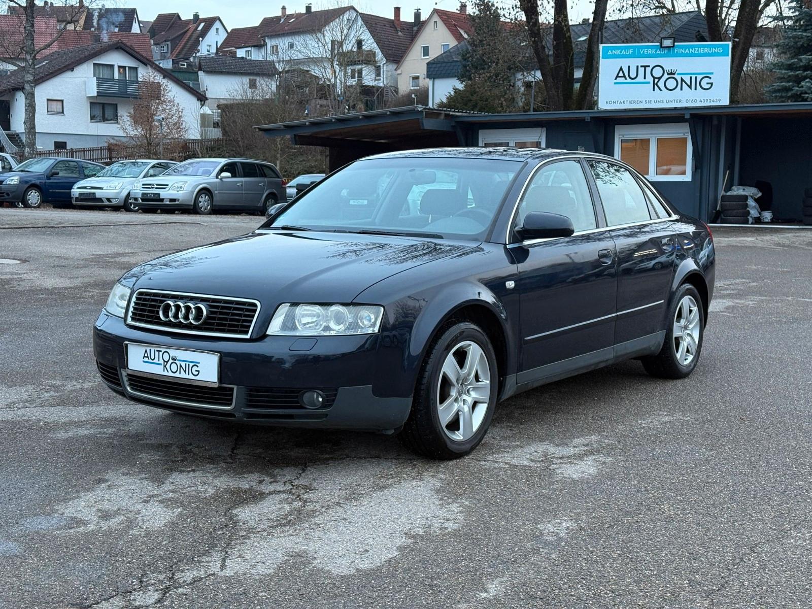 Audi A4 2.4*TÜV 01/27*XENON*SHZ*PDC*AHK*SSD*
