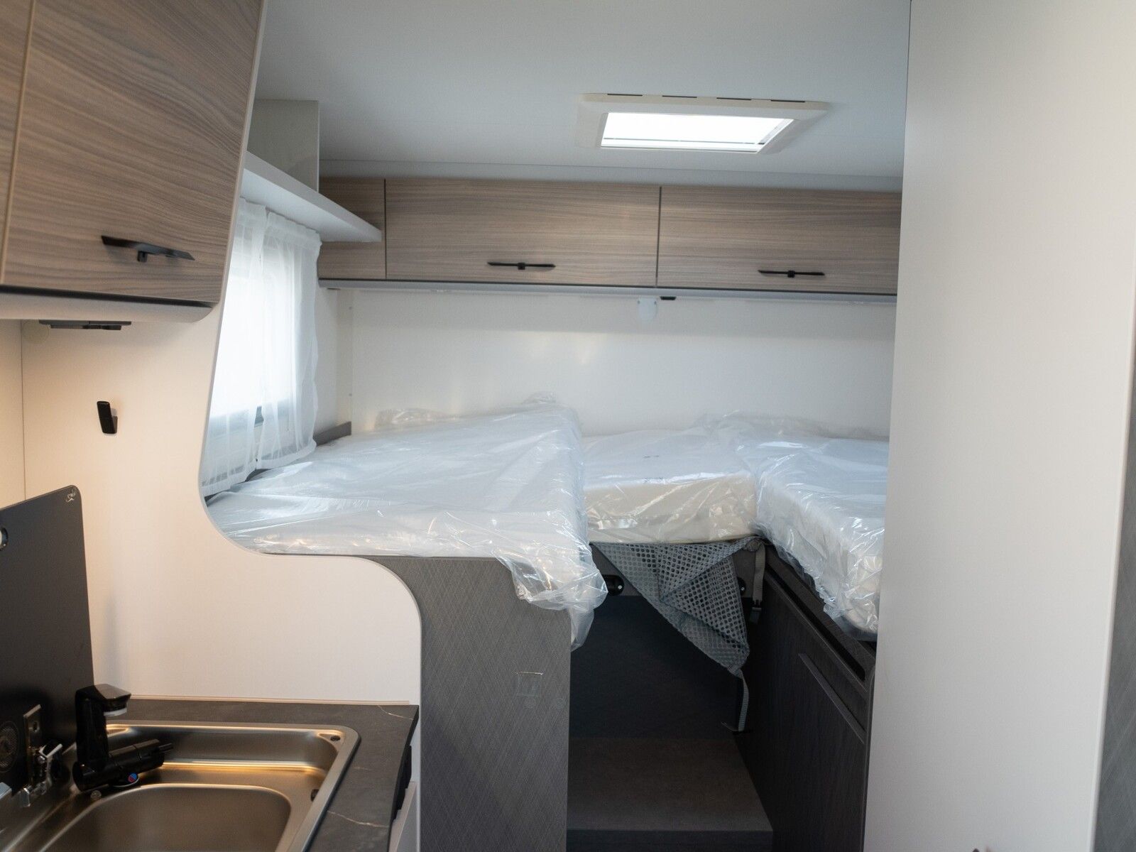 Fahrzeugabbildung Etrusco V Ford 6.6 SF Complete Selection, Dieselheizung