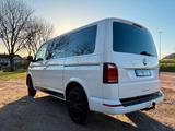 Volkswagen T6 Multivan DSG 4Motion Edition - Volkswagen T6 Multivan: Edition