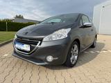 Peugeot 208 Allure - gebrauchte Peugeot 208 aus dem Jahr 2014