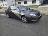 Opel Insignia 2.8 V6 Turbo 4x4 Cosmo Automatik Sport - Opel Insignia mit Benzin-Antrieb: 2.8
