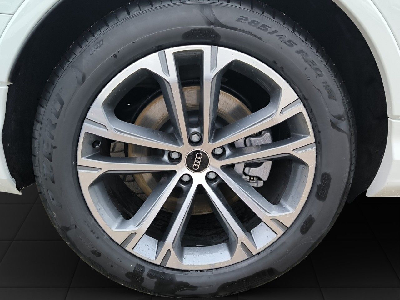 AUDI Q7 50 TDI quattro S line – 7Sitzer – AHK – uvm. - Bild 28