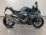 BMW S1000RR - BMW MOTORRAD R100R