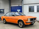 Opel Ascona 1.6*H-Kennzeichen - Opel Ascona mit Benzin-Antrieb: Limousine