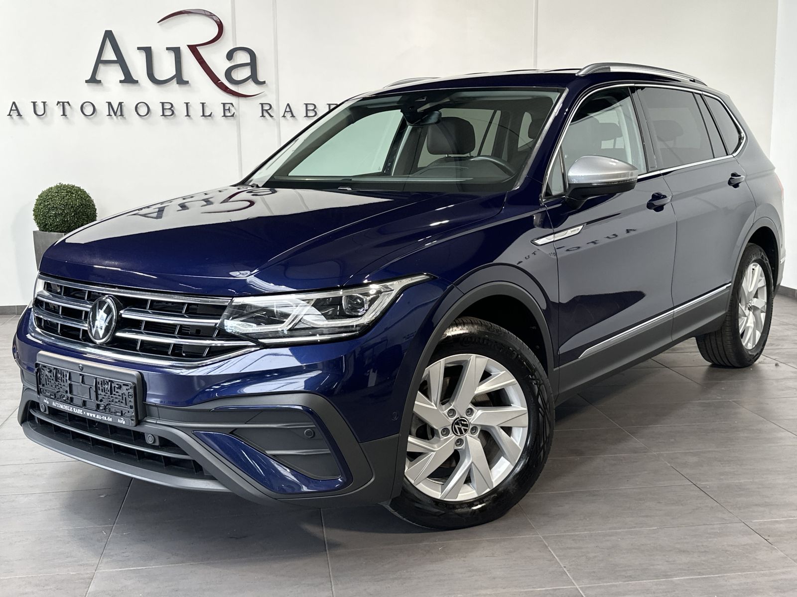 Fahrzeugabbildung Volkswagen Tiguan Allspace Sport NAV+MATRIX+AHK+360°+18ZOLL