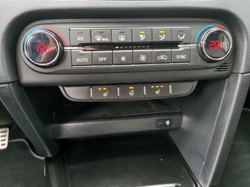 Kia Ceed GT-Line*LED*ACC*Navi*Kamera*SHZ*PDC*DAB*