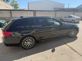 BMW 530d xDrive Touring  M Sport - Top gepflegter  - BMW 530 Gebrauchtwagen in Mannheim