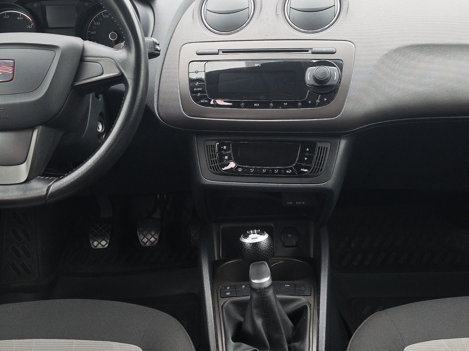 Fahrzeugabbildung SEAT Ibiza Lim. Style Viva TÜV SERVICE NEU