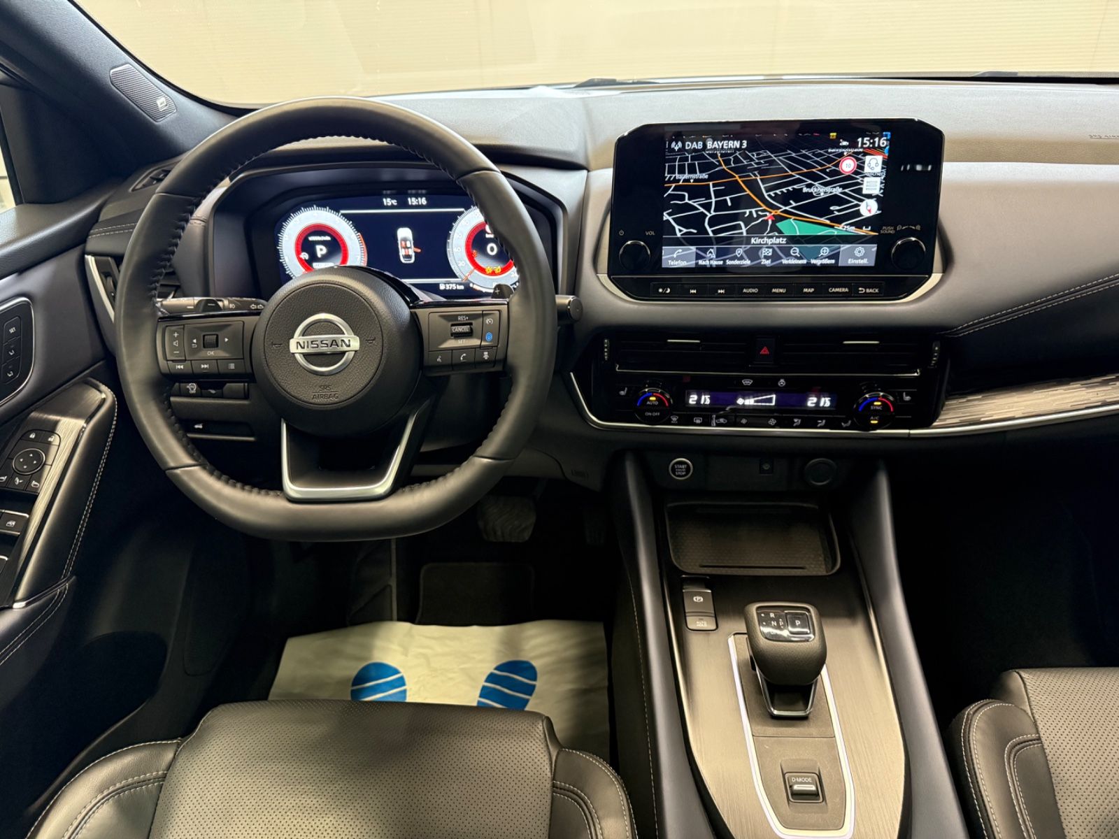 Fahrzeugabbildung Nissan Qashqai Tekna+ - Vollausst., Anh.-Kuppl., BOSE