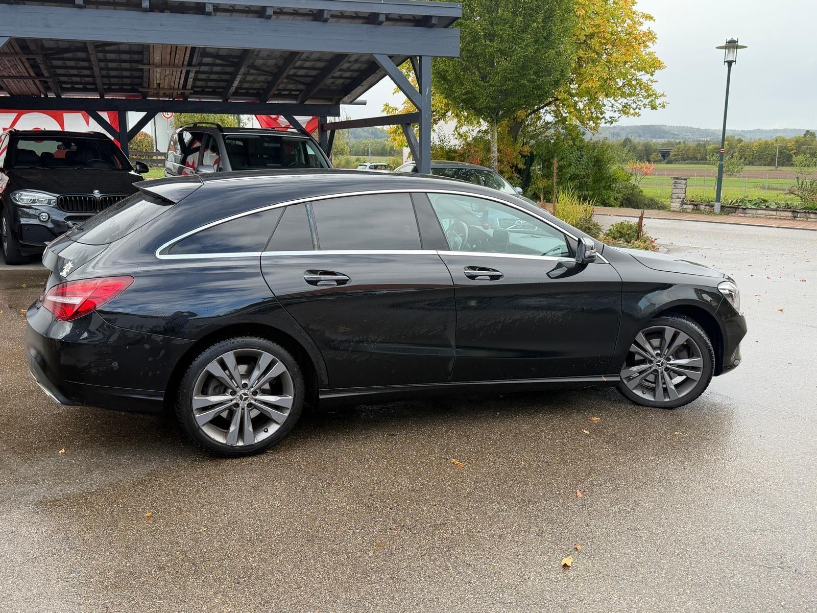 Mercedes-Benz CLA 220 Shooting Brake