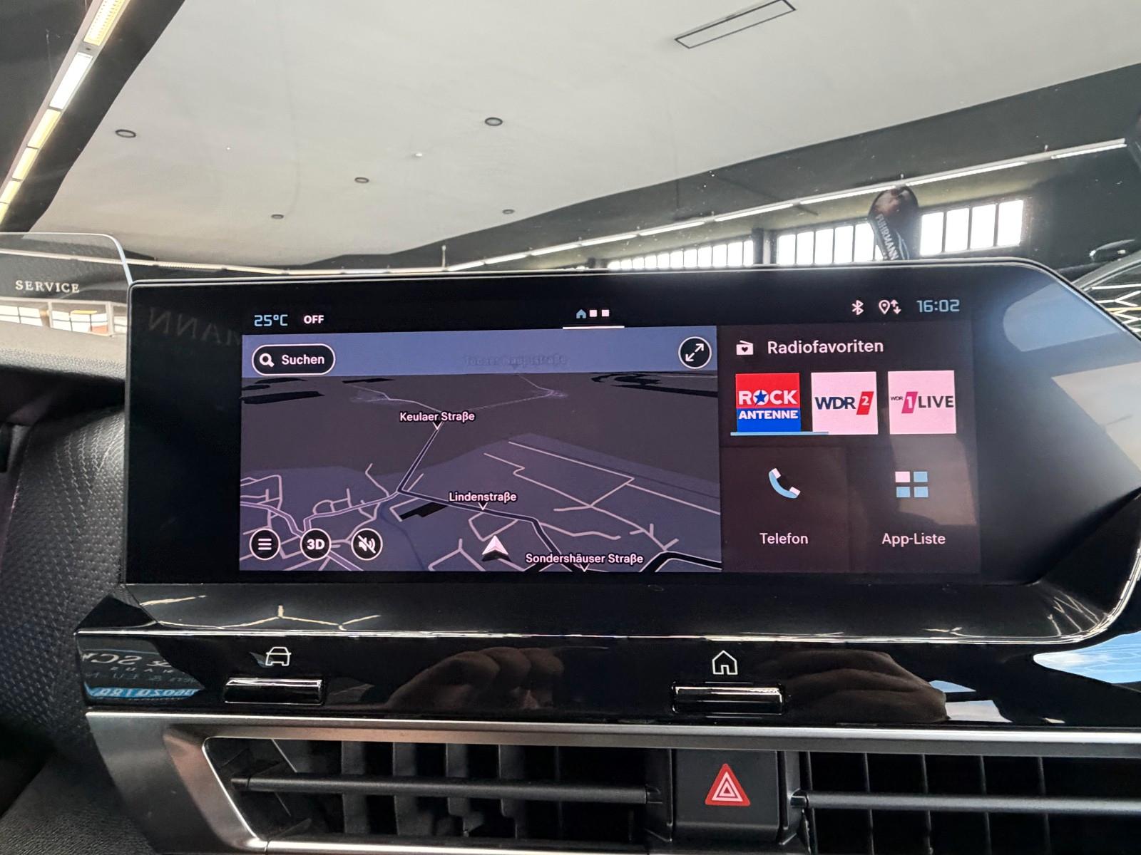 Citroën C4PureTech130Stop&StartEAT8MAX+HeadUp+LED+Rfkm.