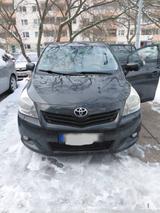Toyota Corolla Verso- 1.8i 7-seats 16V VM-... - Toyota Corolla Verso mit Anhängerkupplung