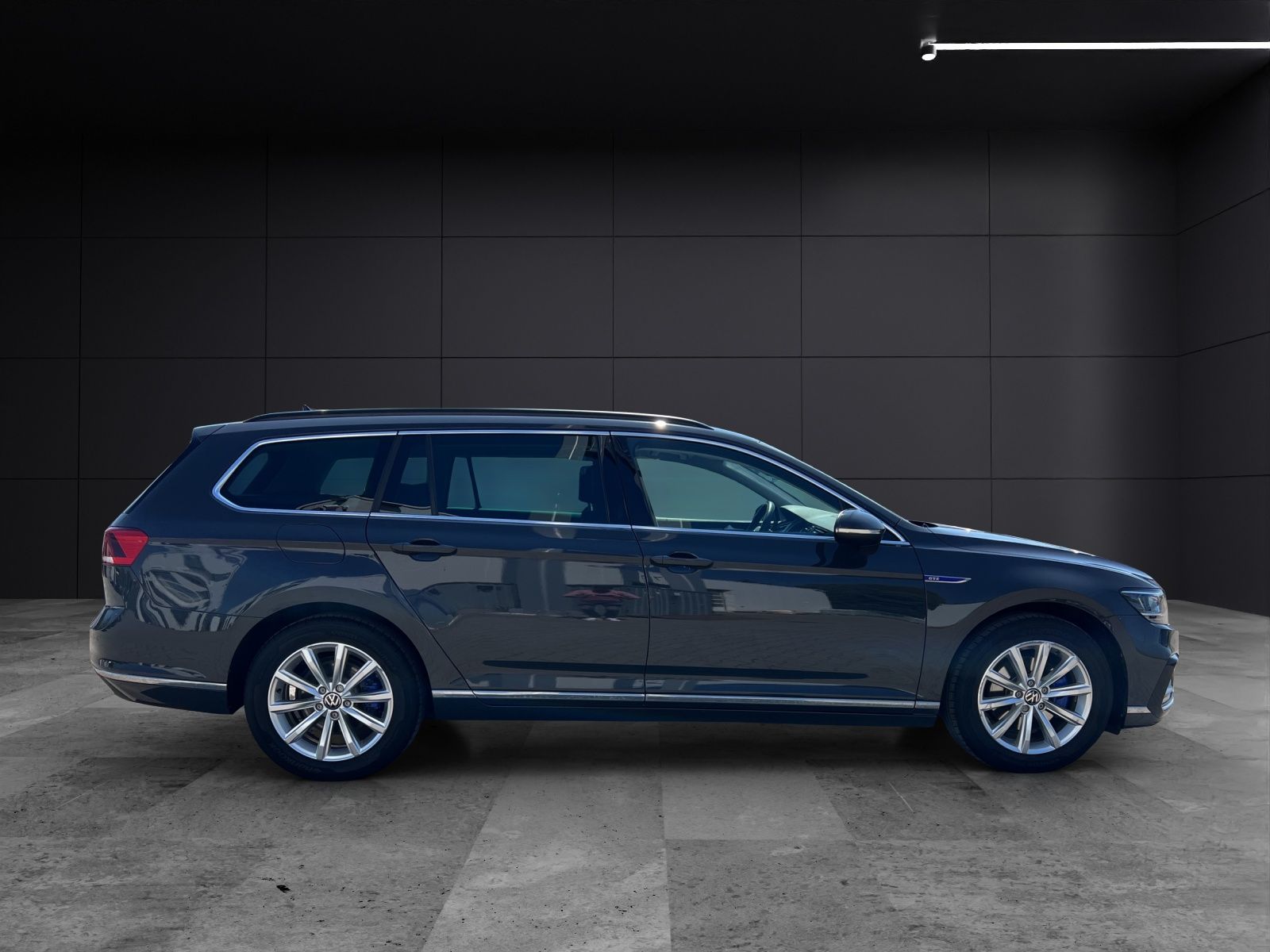 Fahrzeugabbildung Volkswagen Passat Variant GTE LED Navi ACC RFK SH LM