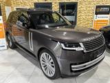 Land Rover Range Rover D350/FIRST-EDITION/PANO/FOND-TV/360° - gebrauchte Land Rover Range Rover aus dem Jahr 2023