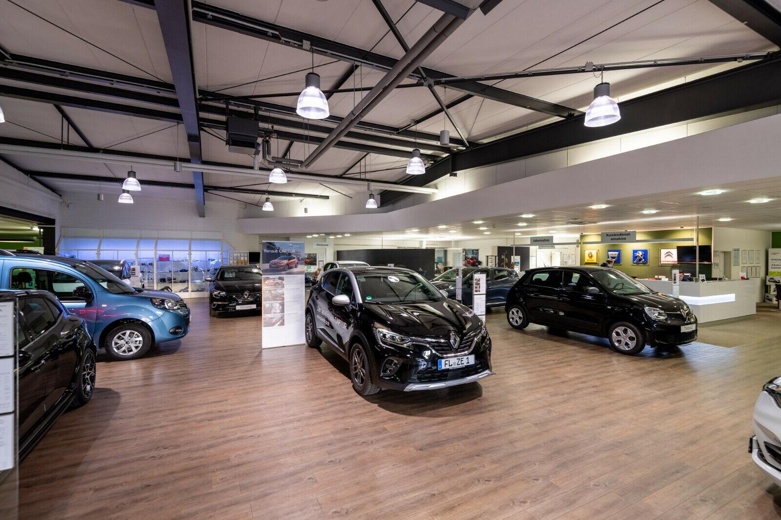 showroom-image-top