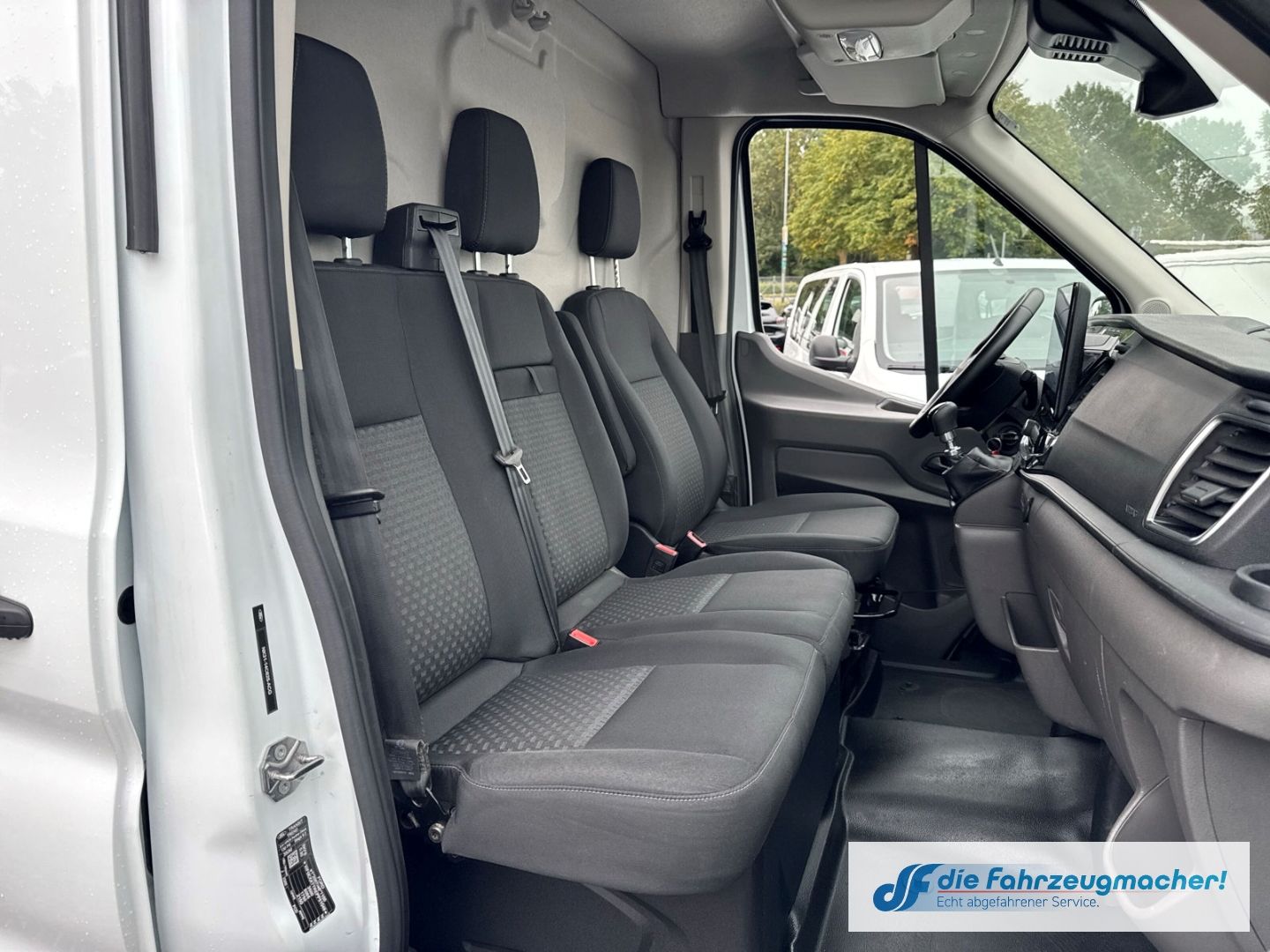 Fahrzeugabbildung Ford Transit Kasten 350 L2 Trend 2.0 Klimaautom DAB T