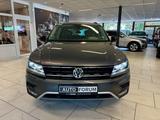 Volkswagen Tiguan 2.0 TDI 4M OFFROAD LEDER NAVI LED AHK 360 - Volkswagen: Offroad