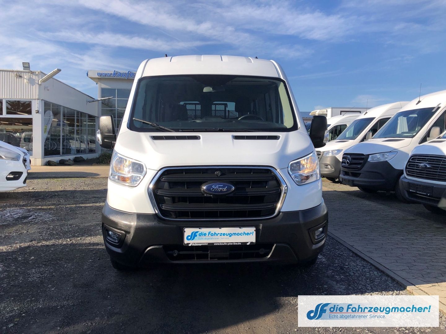 Fahrzeugabbildung Ford Transit Kombi 350 L2 Trend 2.0 TDCi DPF EU6d Not